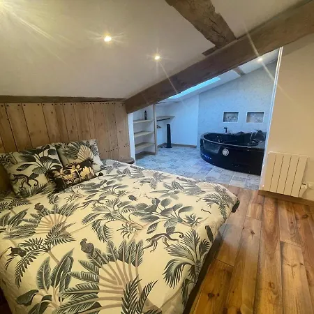 Sur Les Traces D Athena *