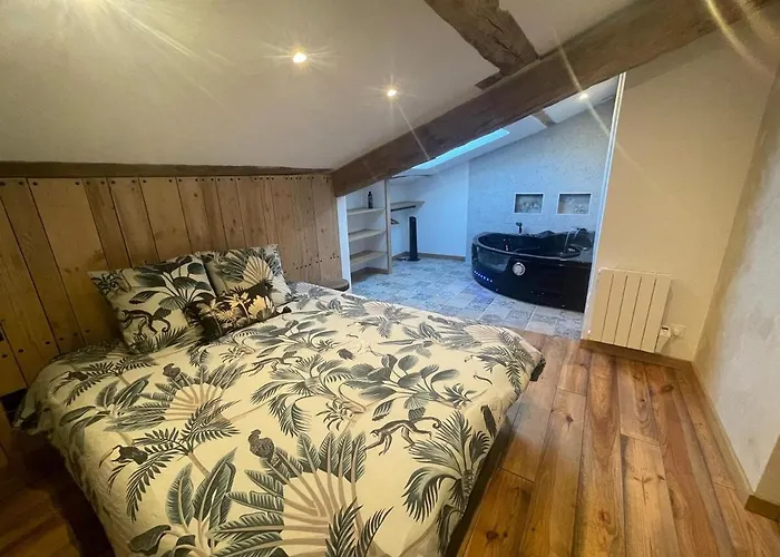 Sur Les Traces D Athena *